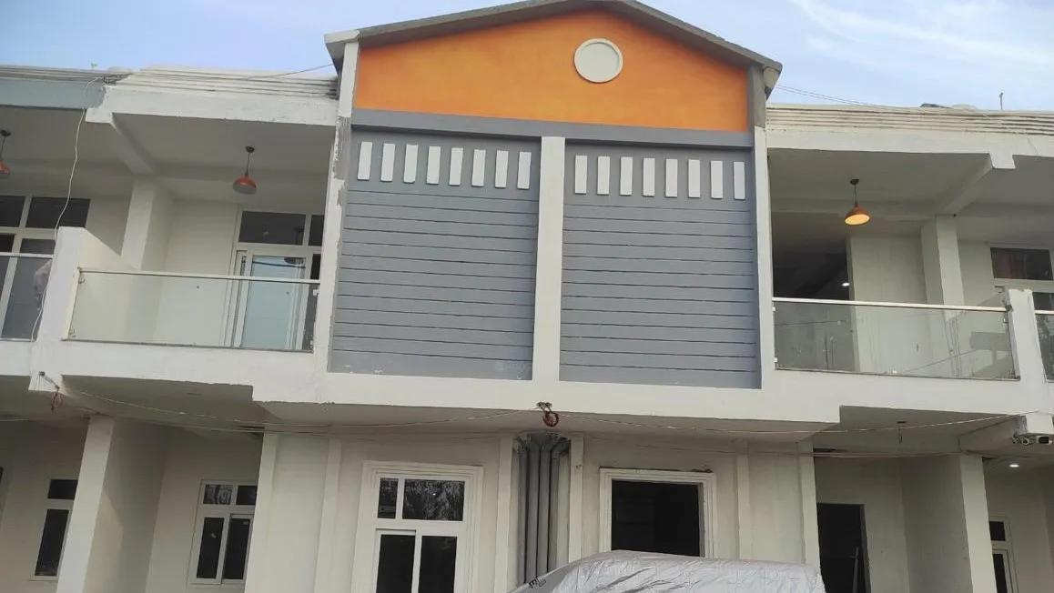 Delivered Vihaan Villas twin-unit exterior in Sector 10 Noida Extension
